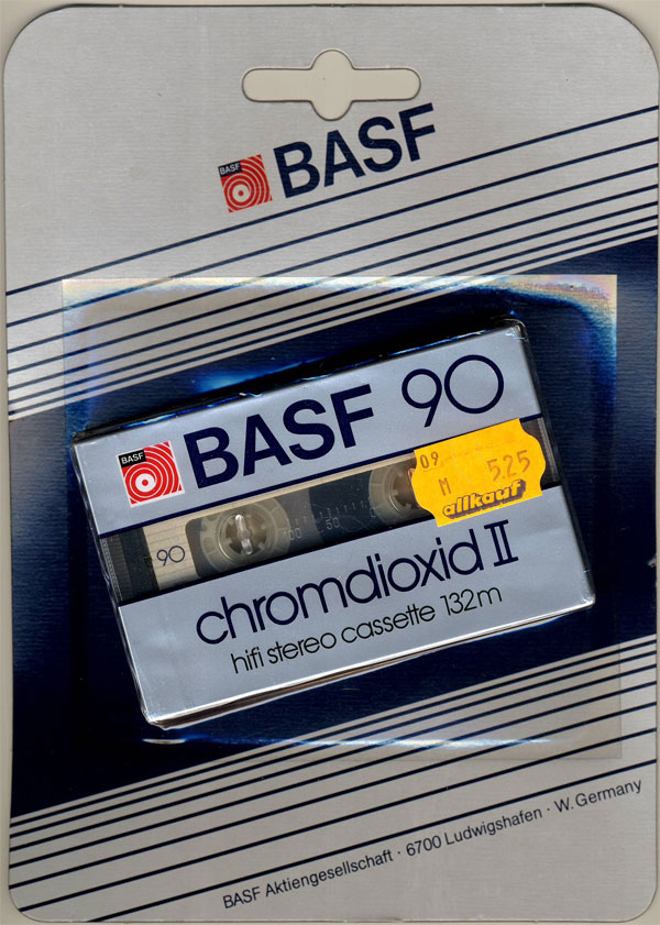 [Bild: 0007-BASF-Chromdioxid-Blister-90-1.jpg]