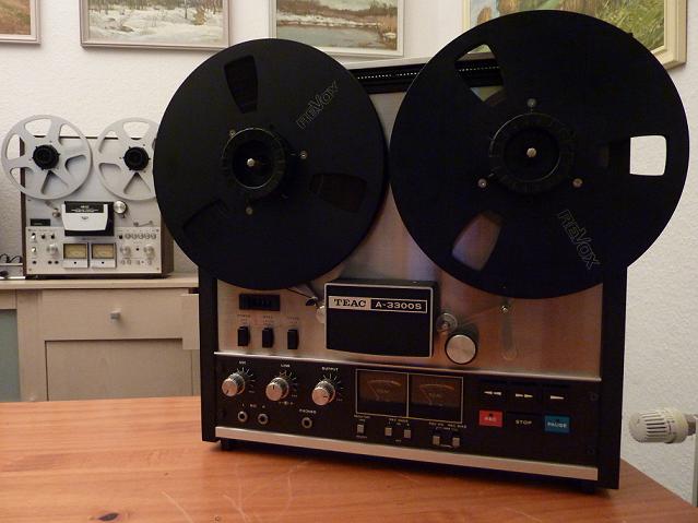 [Bild: Akai%20vs%20Teac.JPG]