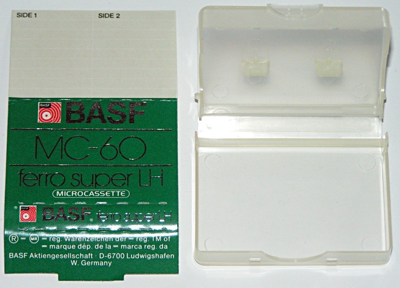 [Bild: BASF_Microcassette_2.jpg]