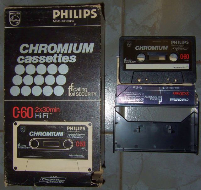 [Bild: Philips-Chrom-Pack.jpg]