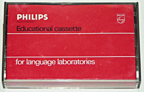 [Bild: Philips_Educational_Huelle.jpg]