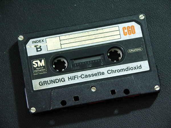 [Bild: grundig-cassette.jpg]