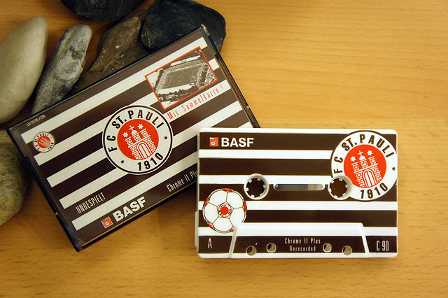 [Bild: tape-basf-st-pauli-1.jpg]