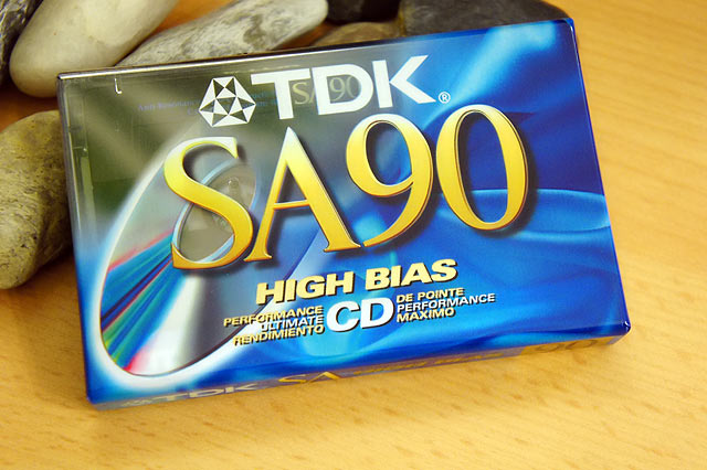 [Bild: tape-tdk-sa90-usa.jpg]